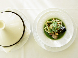 緑色のブイヤベース