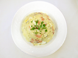 ポテトサラダ～&nbsp;スモークサーモンと卵のマヨネーズ仕立て～材料