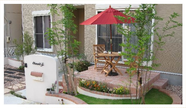 オープンカフェに季節と想いをそえて