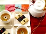 韓国風ごまのおこし、梨入り水正果（スジョングァ）