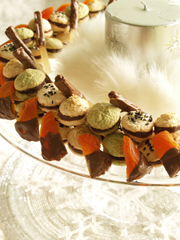 和風（抹茶・ごま）マカロン&ドライフルーツチョコのリース