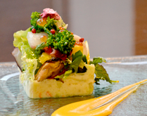 海の幸とジャガイモのサラダ&nbsp;生花スタイル